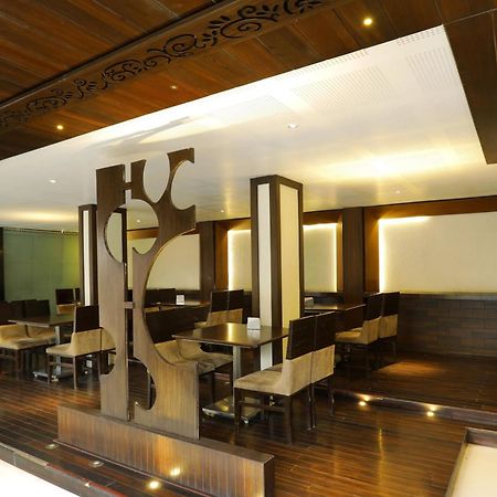 Collection O Satyan Inn Shirdi Exterior photo